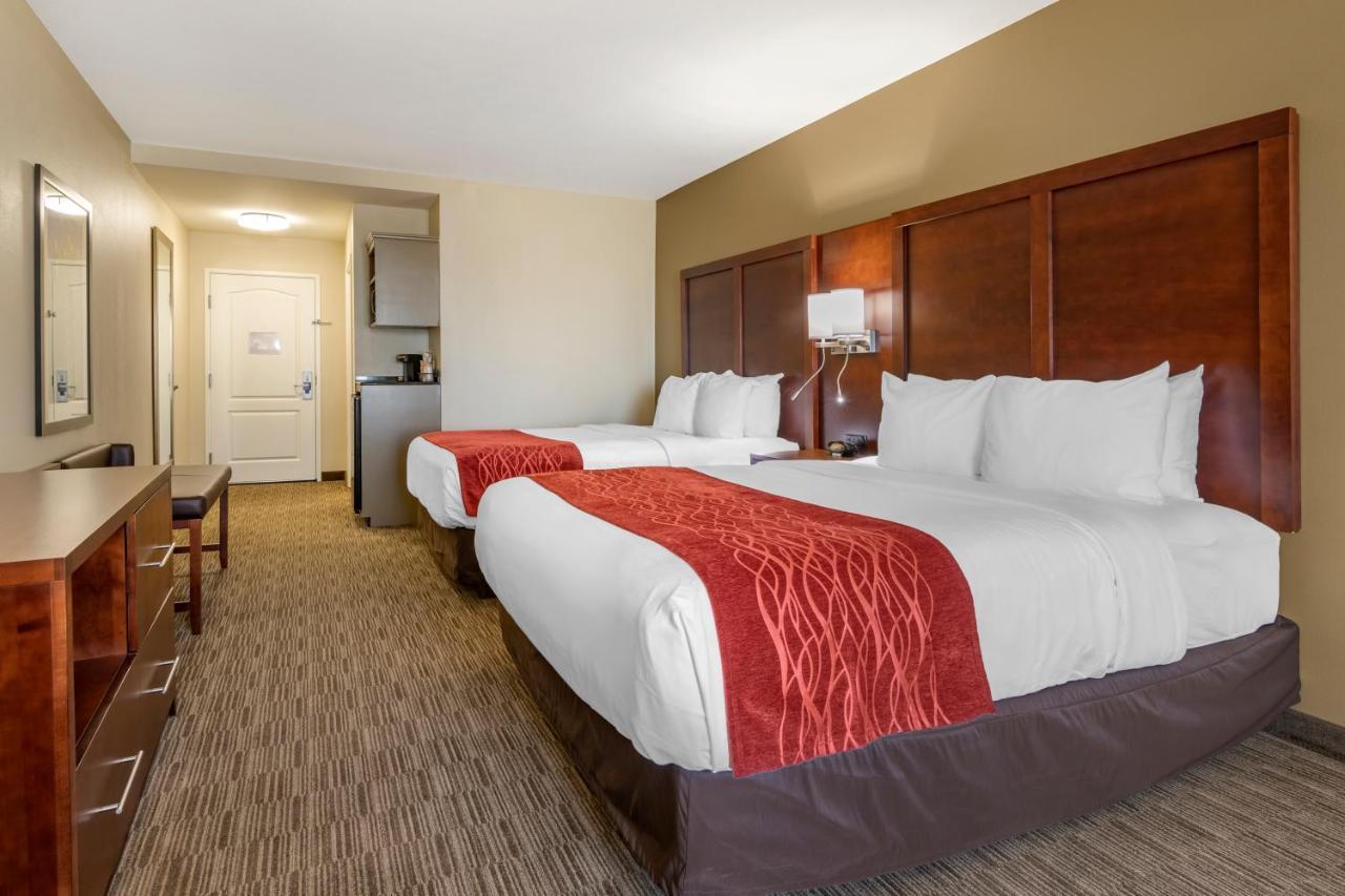 Comfort Inn & Suites Тифтон Стая снимка