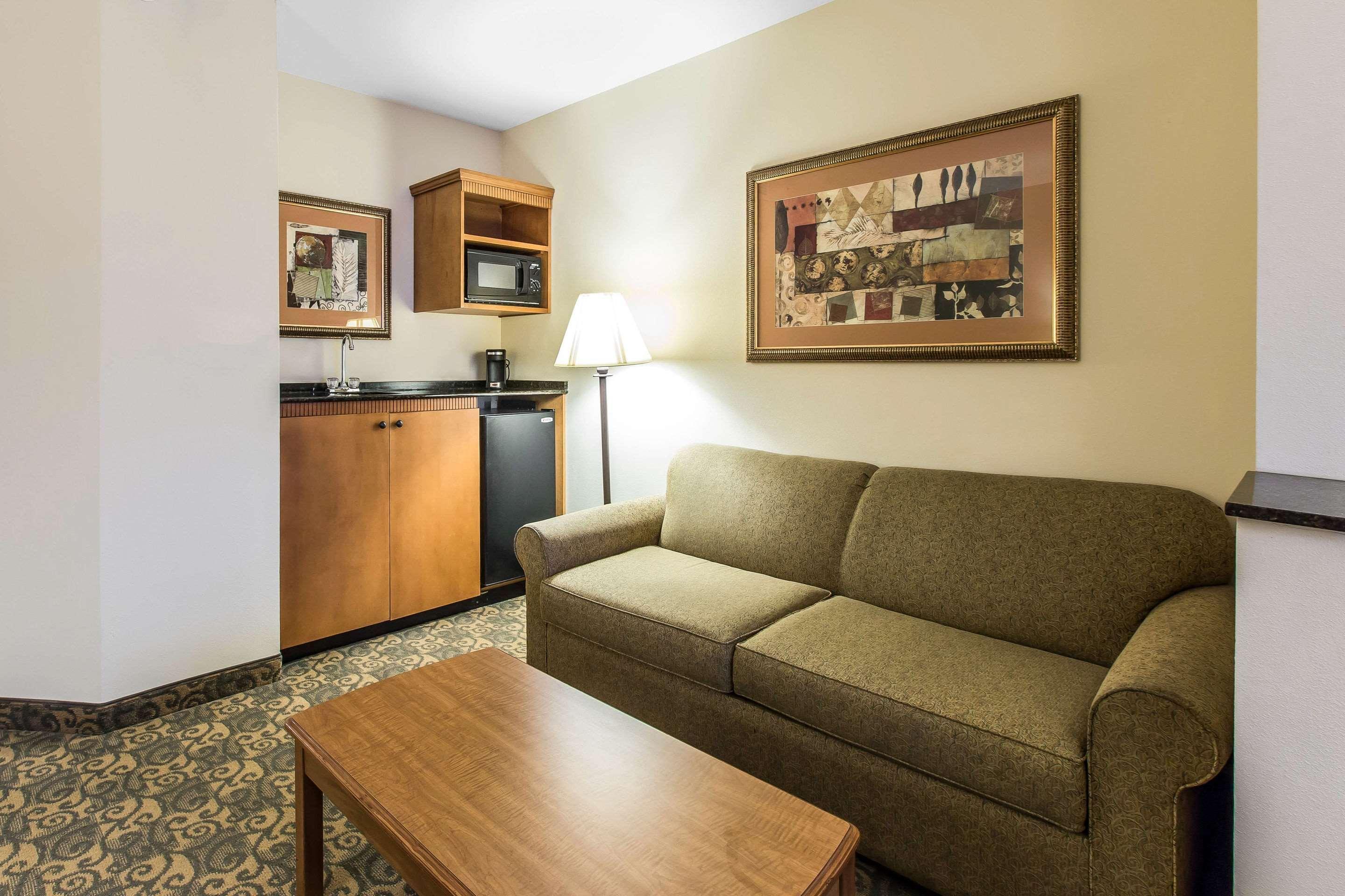 Comfort Inn & Suites Тифтон Екстериор снимка